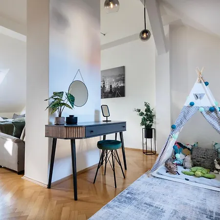 Duplex 165m2 With Views Only 30 Seconds To Charles Bridge Apartment Prague