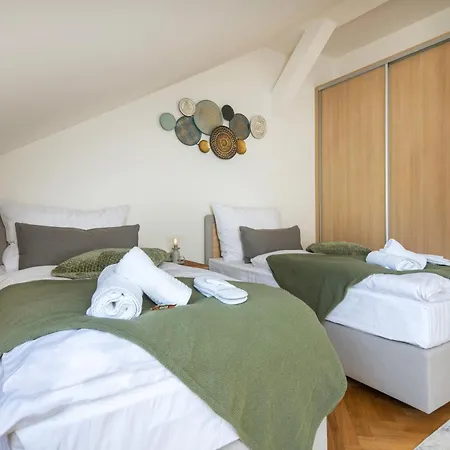 Apartment Duplex 165m2 With Views Only 30 Seconds To Charles Bridge Prague
