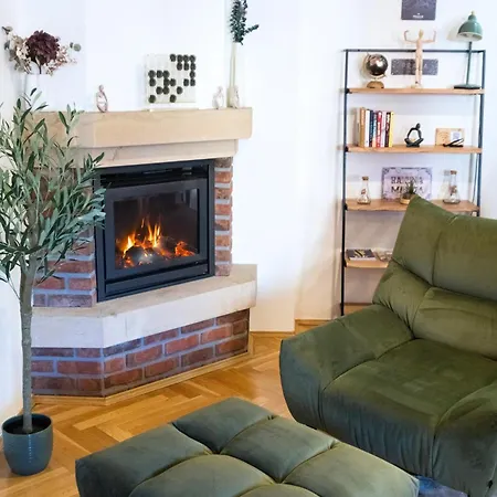 شقة Duplex 165m2 With Views Only 30 Seconds To Charles Bridge