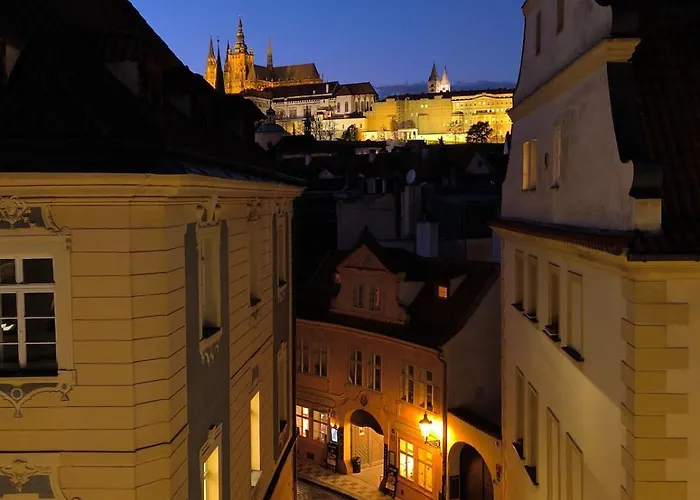 Duplex 165m2 With Views Only 30 Seconds To Charles Bridge Apartment